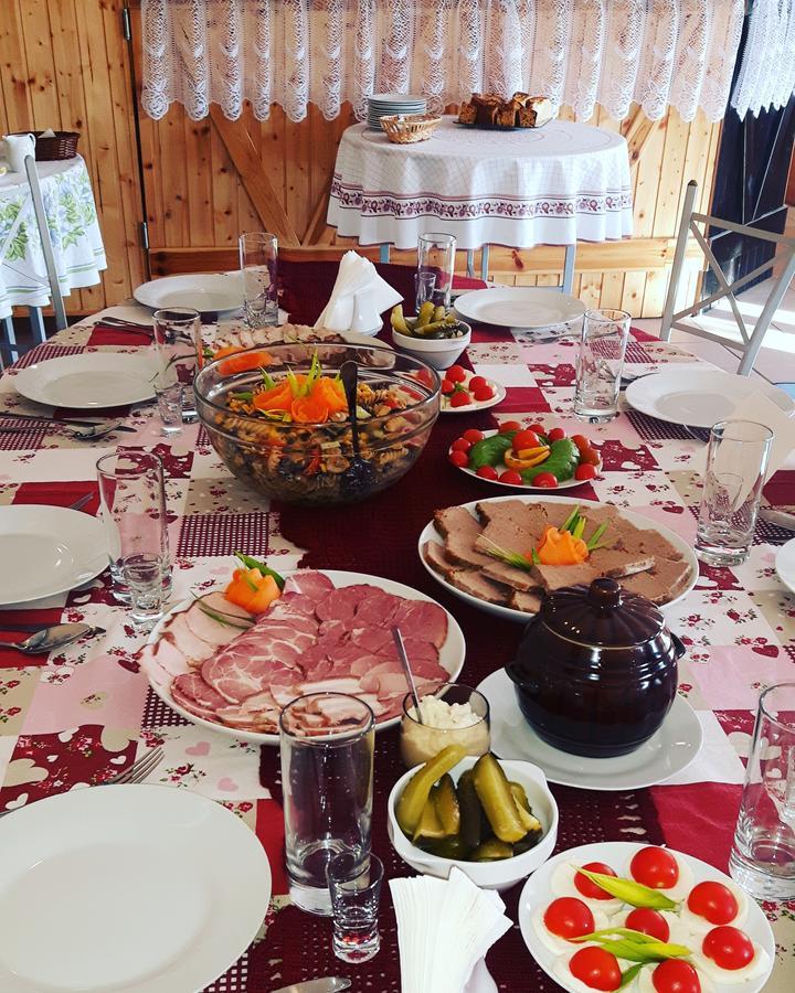 Bed and Breakfast Dwor Strzyzew Zelazowa Wola Экстерьер фото