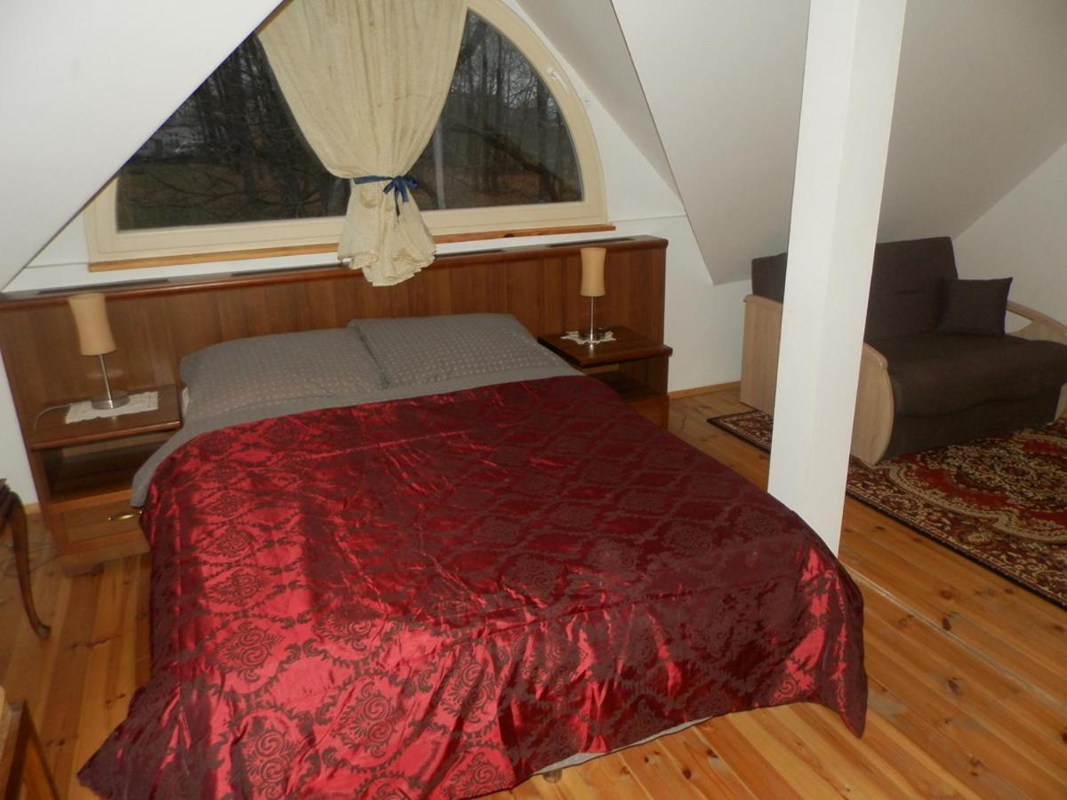 Bed and Breakfast Dwor Strzyzew Zelazowa Wola Экстерьер фото
